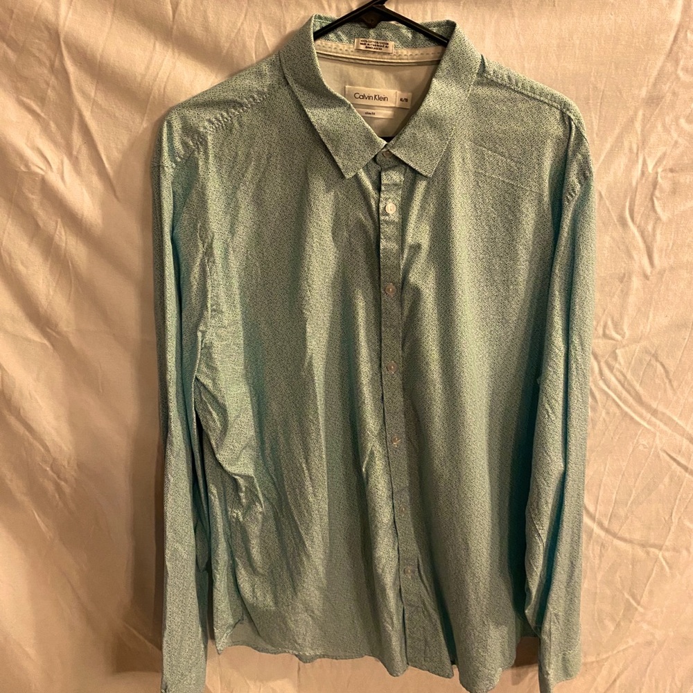 Calvin Klein men’s xl dress shirt